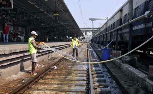 delhi railway